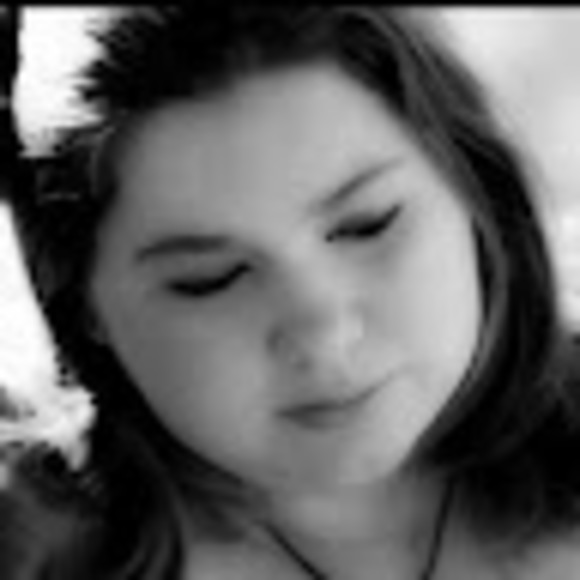 Meet your Posher, Torrie - Picture 1 of 1